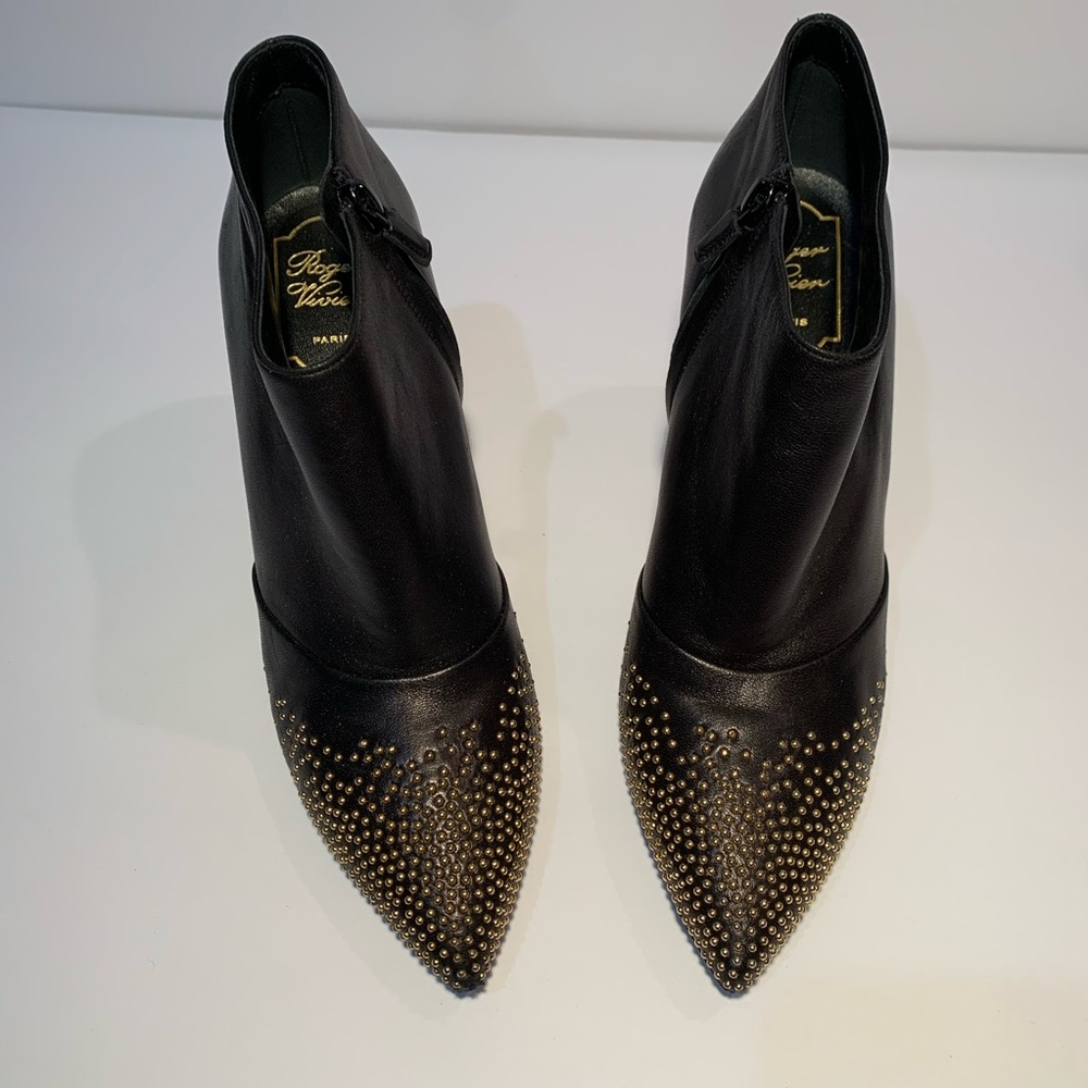 Roger Vivier ankle boots, gold studs, pointed toe
